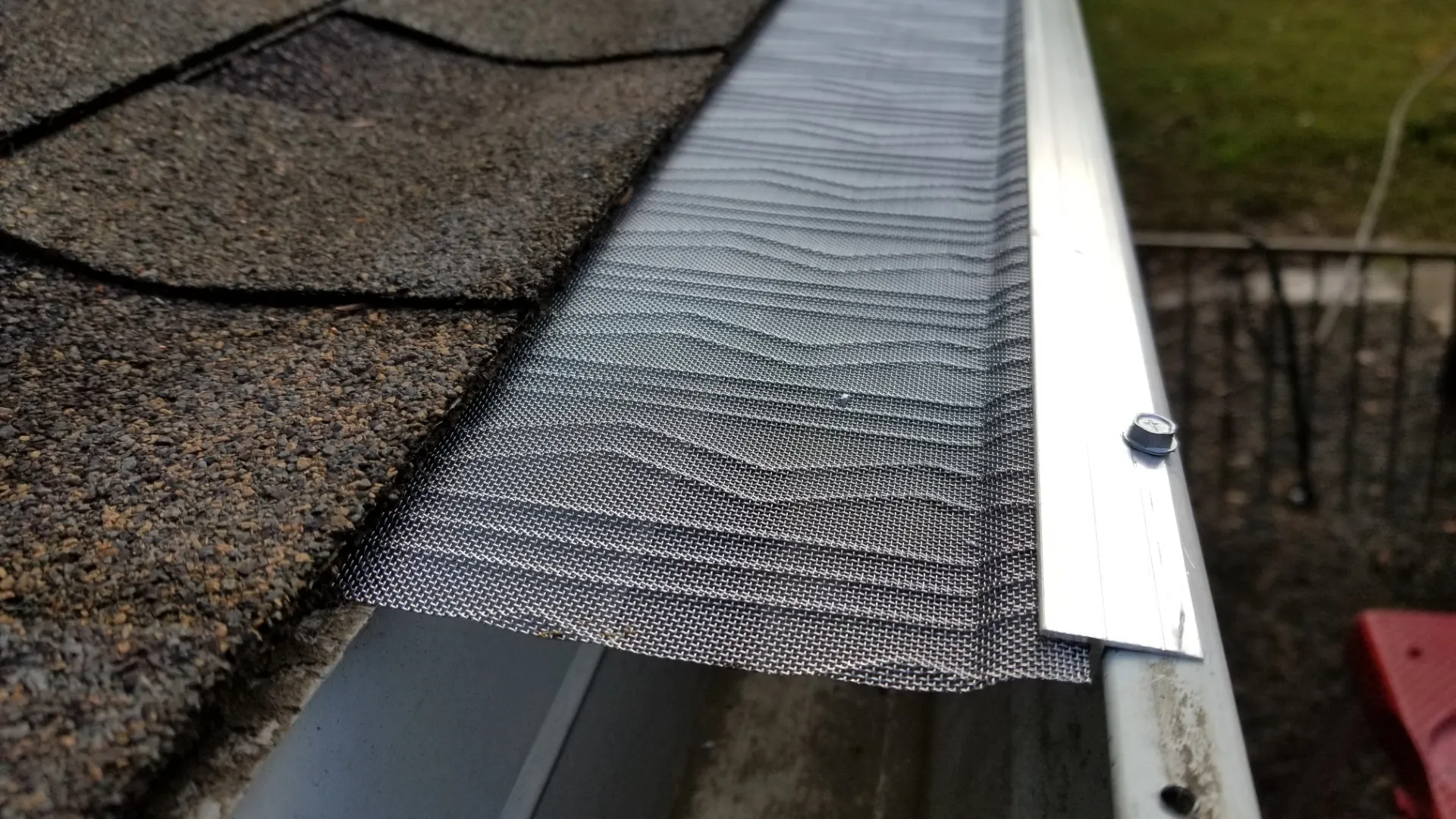 Leaf blaster gutter guards