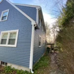Seamless gutter on house